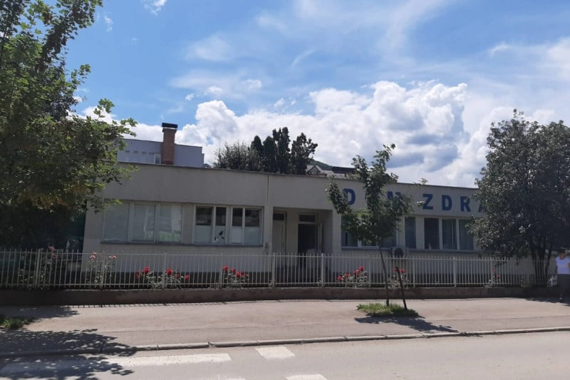 Doktor specijalista pulmolog prijetio kolegama u Domu zdravlja Goražde, prijavljen policiji